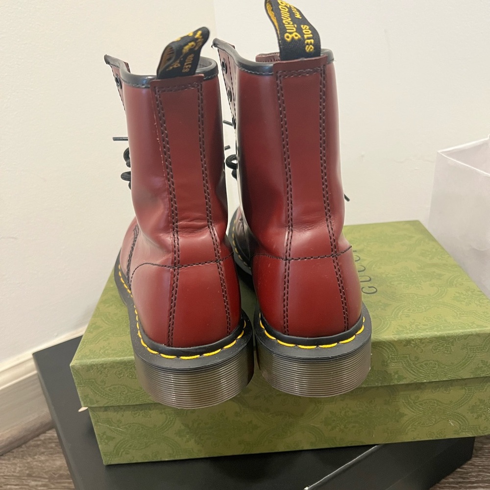 Dr. Martens Women's Cherry Red Leather Boots Size 7 - Picture 3 of 5